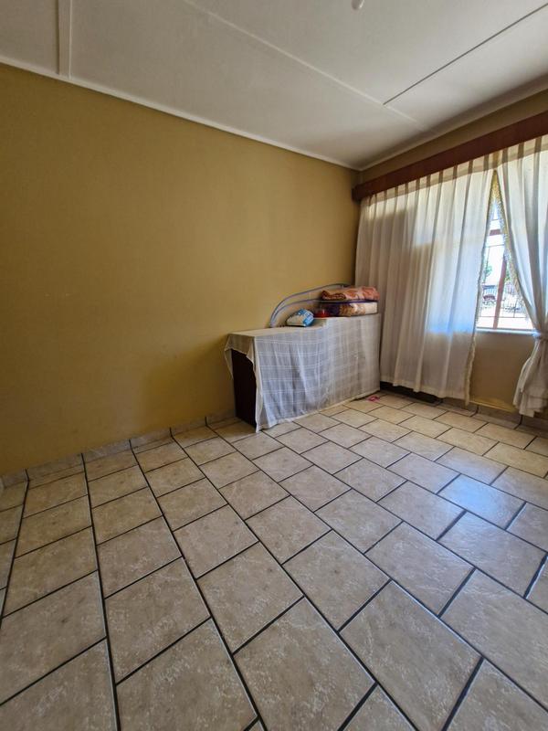 6 Bedroom Property for Sale in Vryburg North West